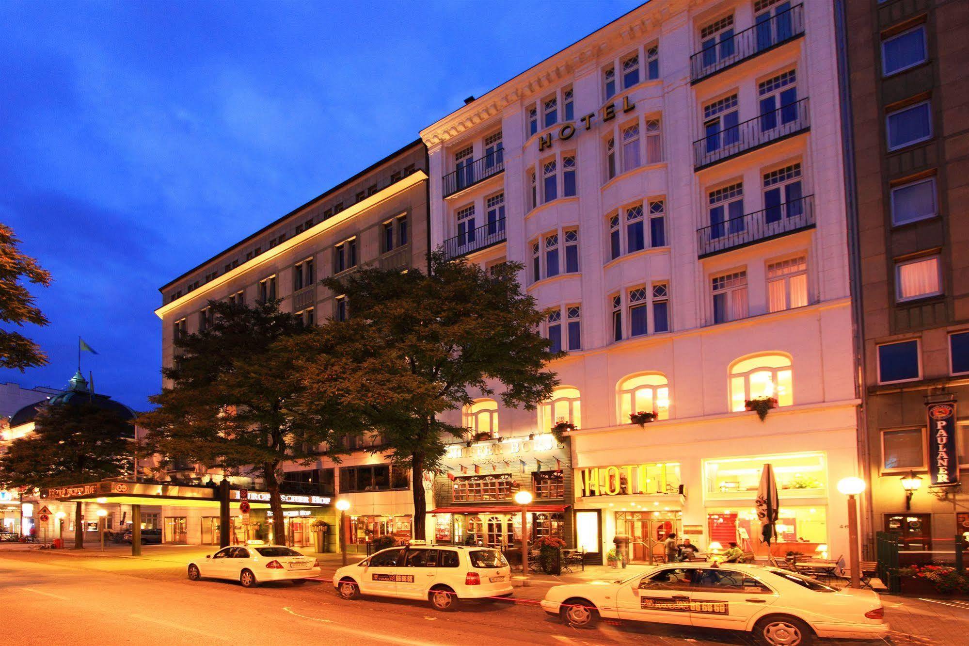 Novum Hotel Kronprinz Hamburg Hauptbahnhof Esterno foto